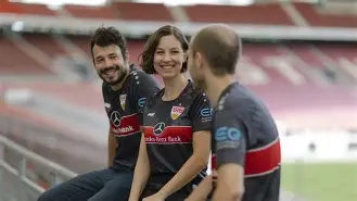 拜仁逆转斯图加特